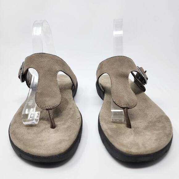 Aerosoles beige nubuck leather T-strap Adjustable buckle Comfort Sandals 10M EUC - Picture 3 of 8